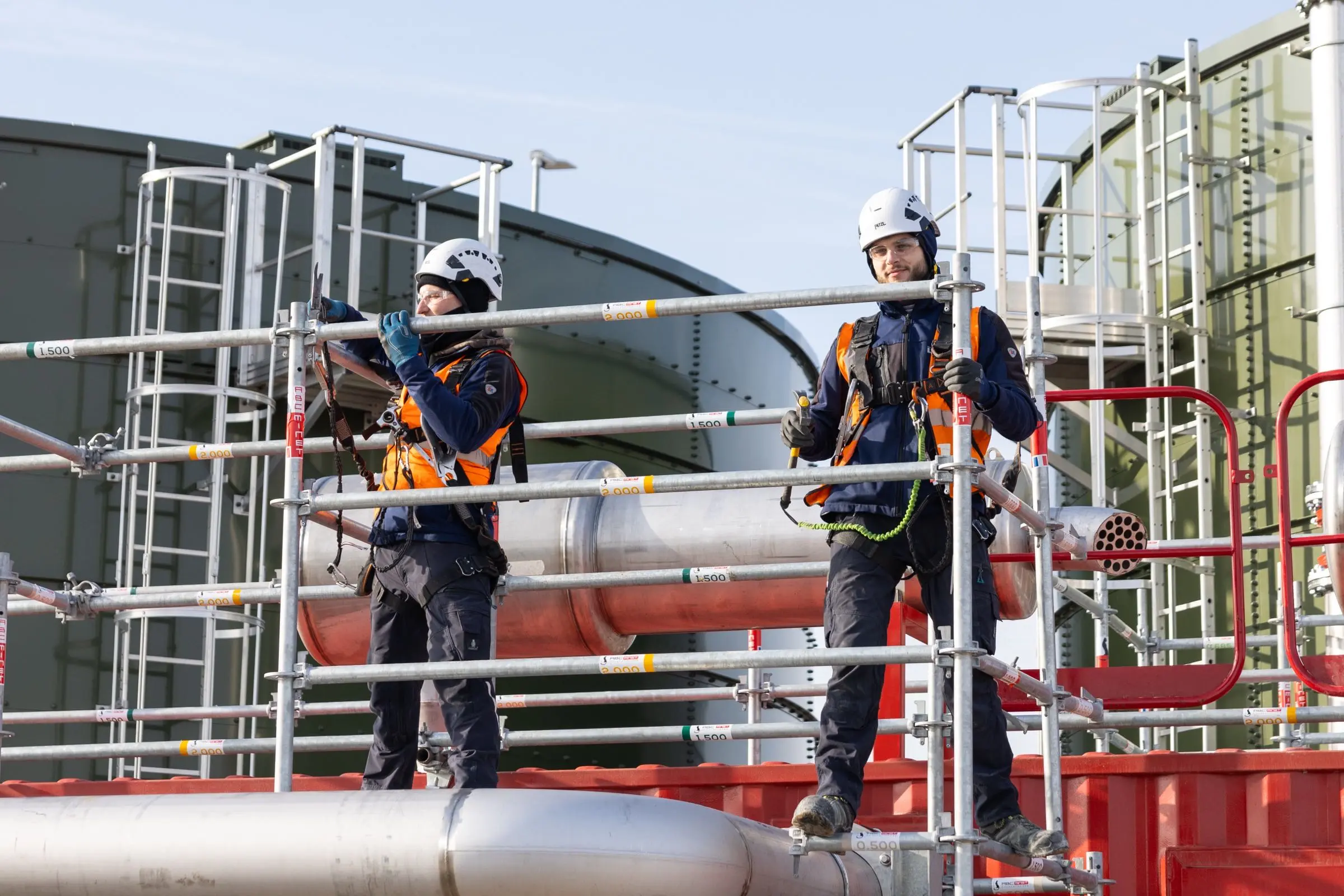 Monteurs LEVEL en intervention